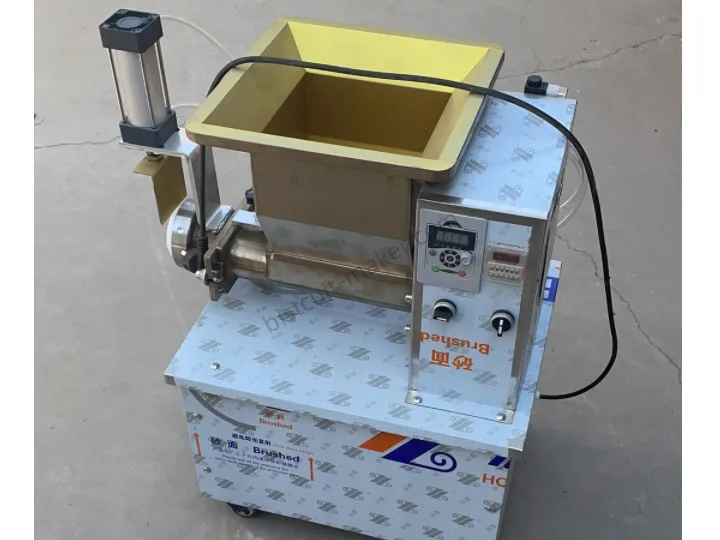 Máquina de corte de massa